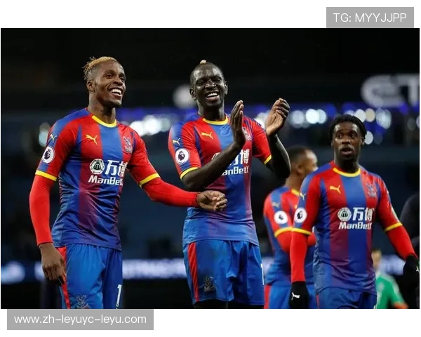 英超球队“老鹰”水晶宫队的战术与标识介绍