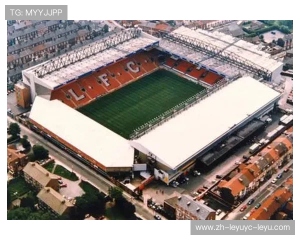 青铜时代法国职业足球联赛创始球队详解与发展历程全景解析